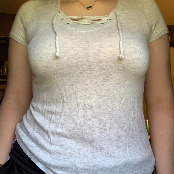 T shirts - Picture 3 of 4